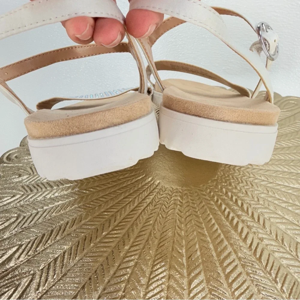 Cat‎ & Jack White Rhinestone Sandals Girls Size 5 Ankle Strap NWOT